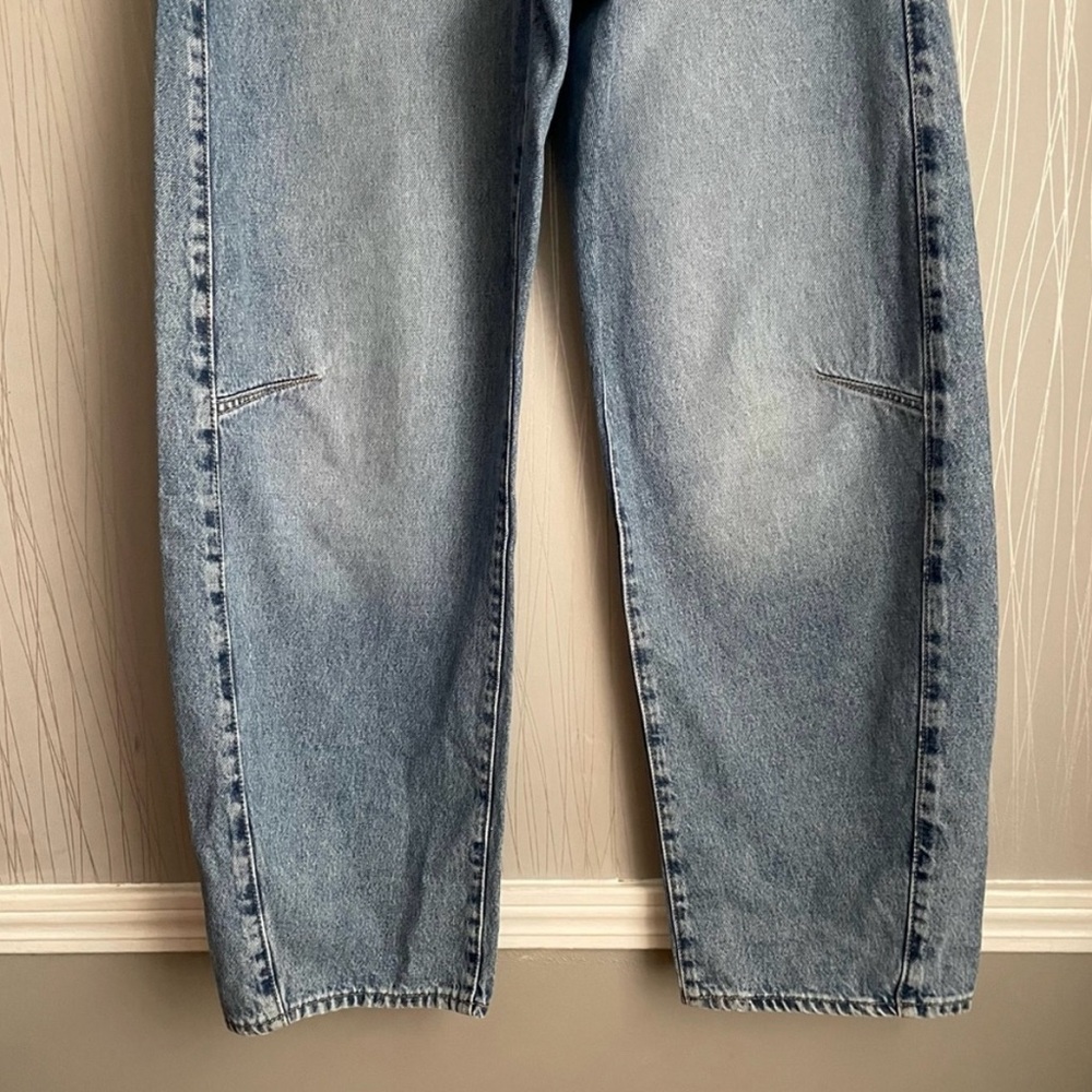 NWT Levi’s Cinch Barrel Jeans - Picture 6 of 14